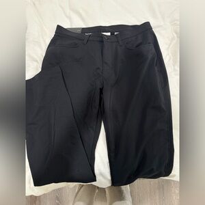 Men’s Under Armour Pants